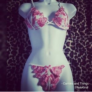 NEW SEXY FORAL LINGERIE SET